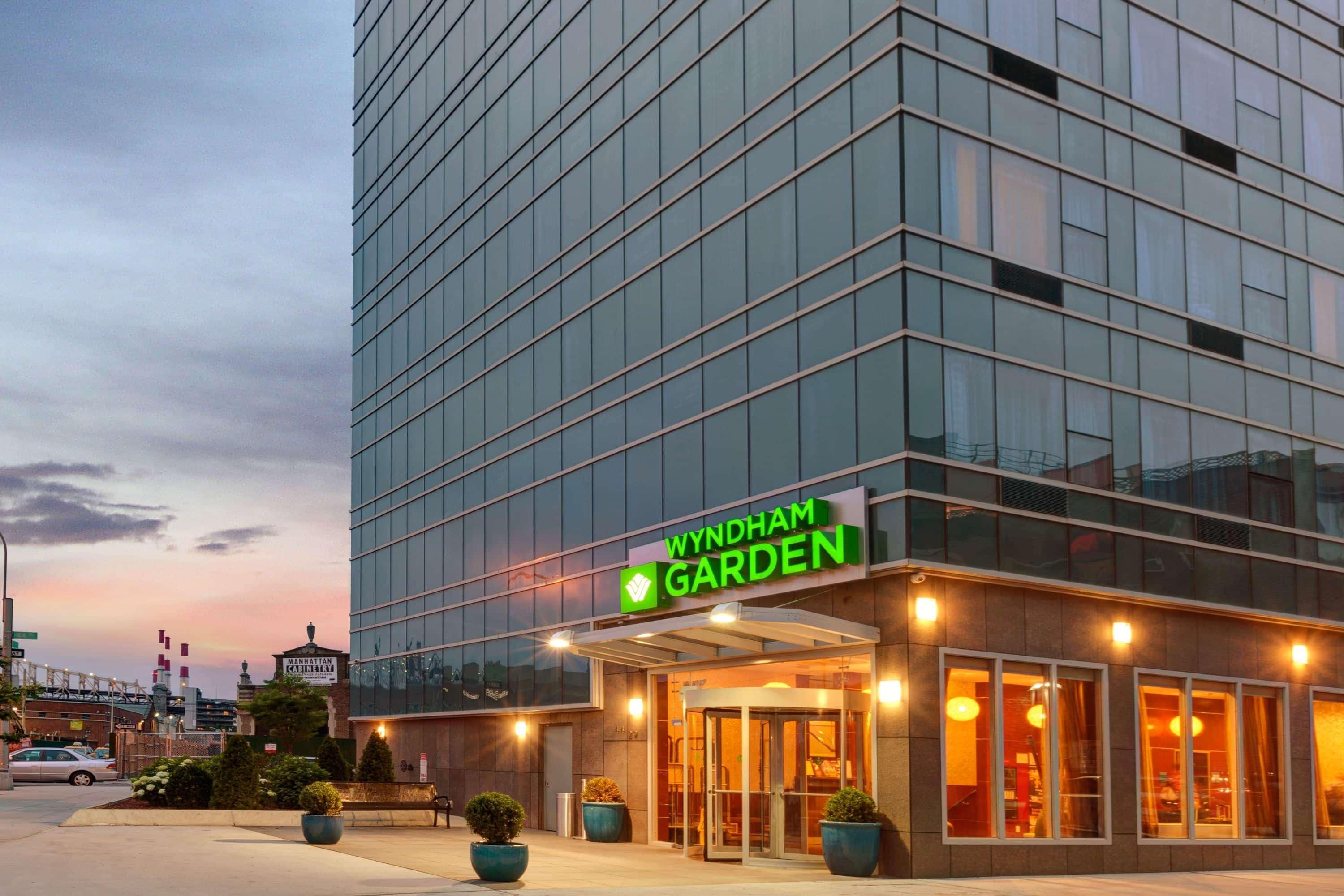 Hotel Wyndham Garden Long Island City Nowy Jork Zewnętrze zdjęcie